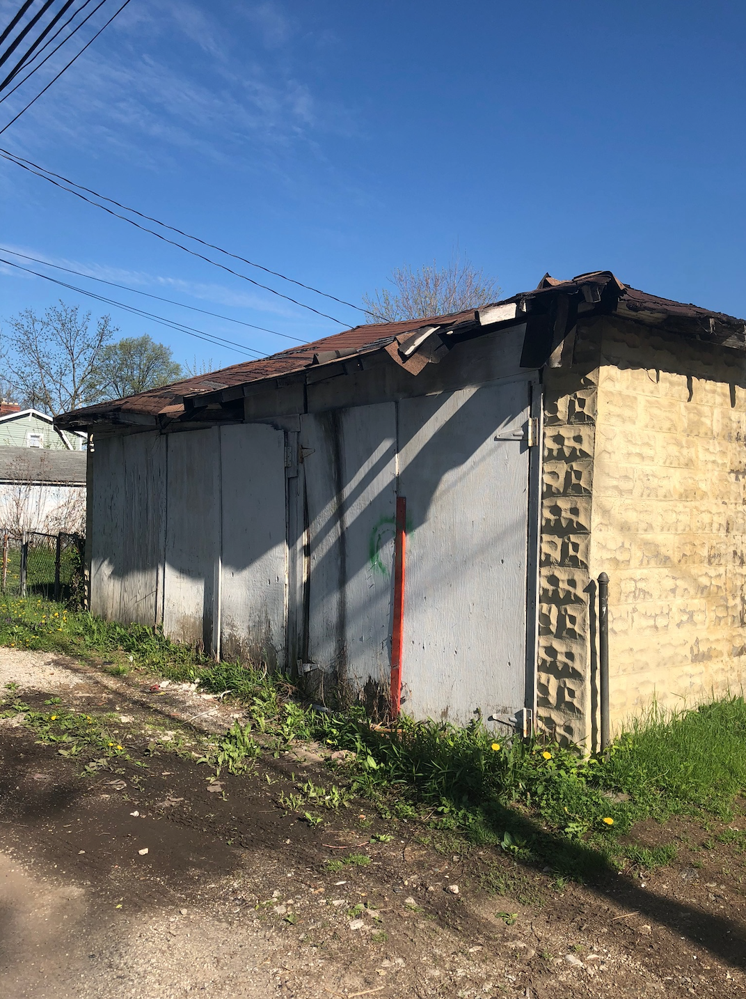 Old_Garage_In_Need_Of_Renovation